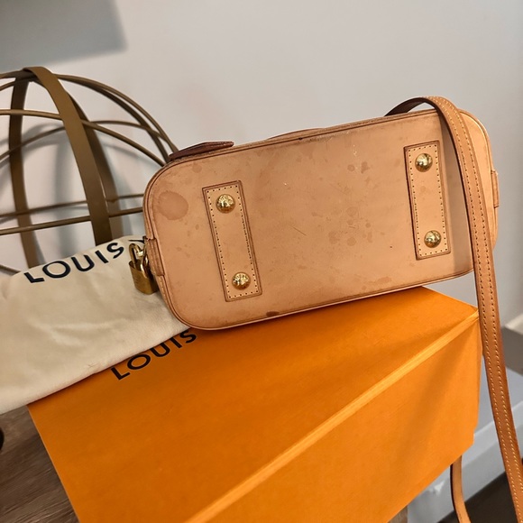 Authentic Louis Vuitton - Picture 7 of 7